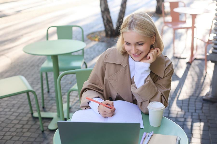 دوره آنلاین تخصصی آمادگی آزمون ÖSD B2